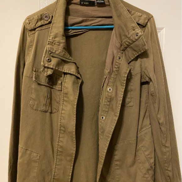 Press Lightweight Utility Jacket - Picture 1 of 3